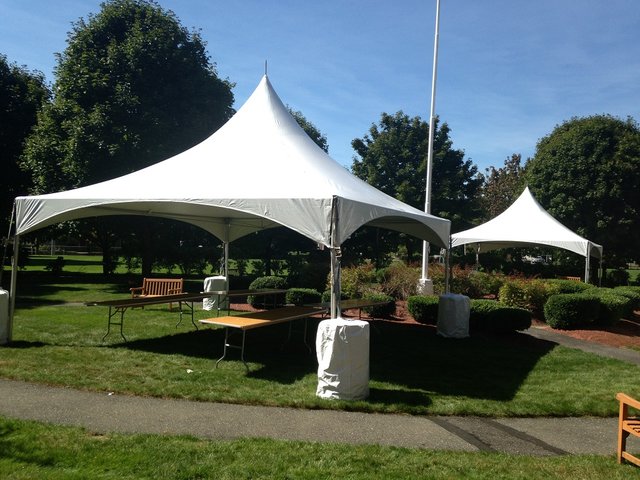 20x20 High Peak Tent 20x20 High Peak Tent