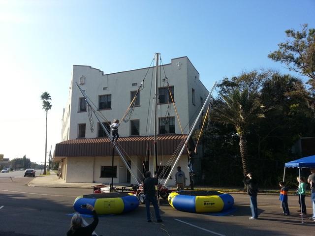 Spider Jump! Double Station Bungee Trampoline Spider Jump! Double Station Bungee Trampoline
